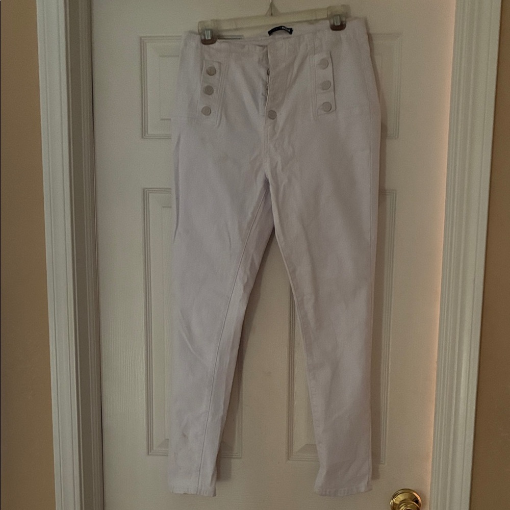 Fashion Nova White Skinny Jeans